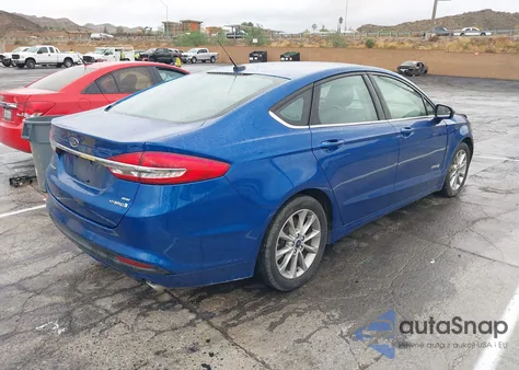 2017 Ford Fusion Hybrid Se z USA, uszkodzony, nr VIN 3FA6P0LU5HR387036